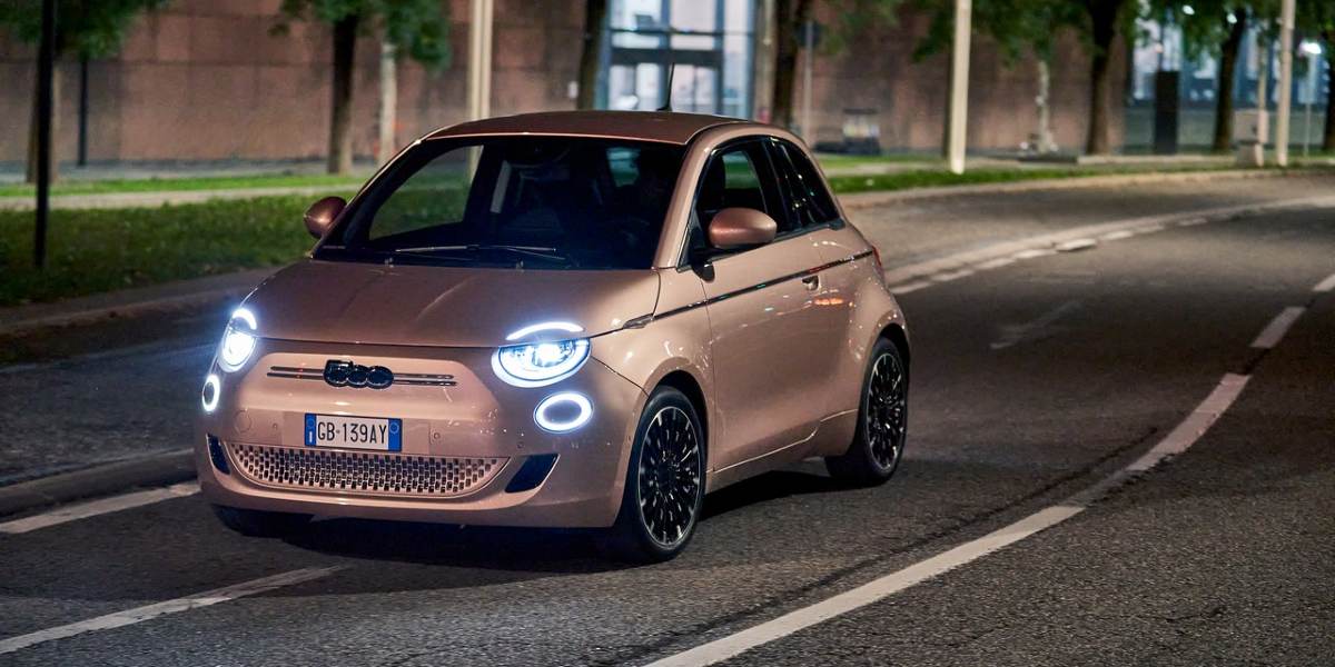 La Fiat 500 elettrica è la nuova Auto d'Europa 2022